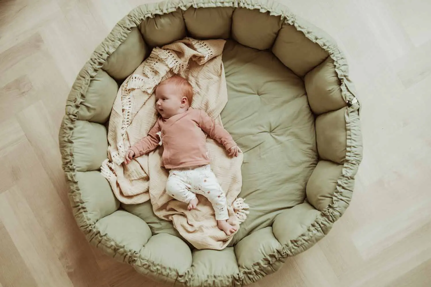 PLAY&GO. Soft play mat - baby nest - 3-in-1 bag. Meadow Green - Image 4
